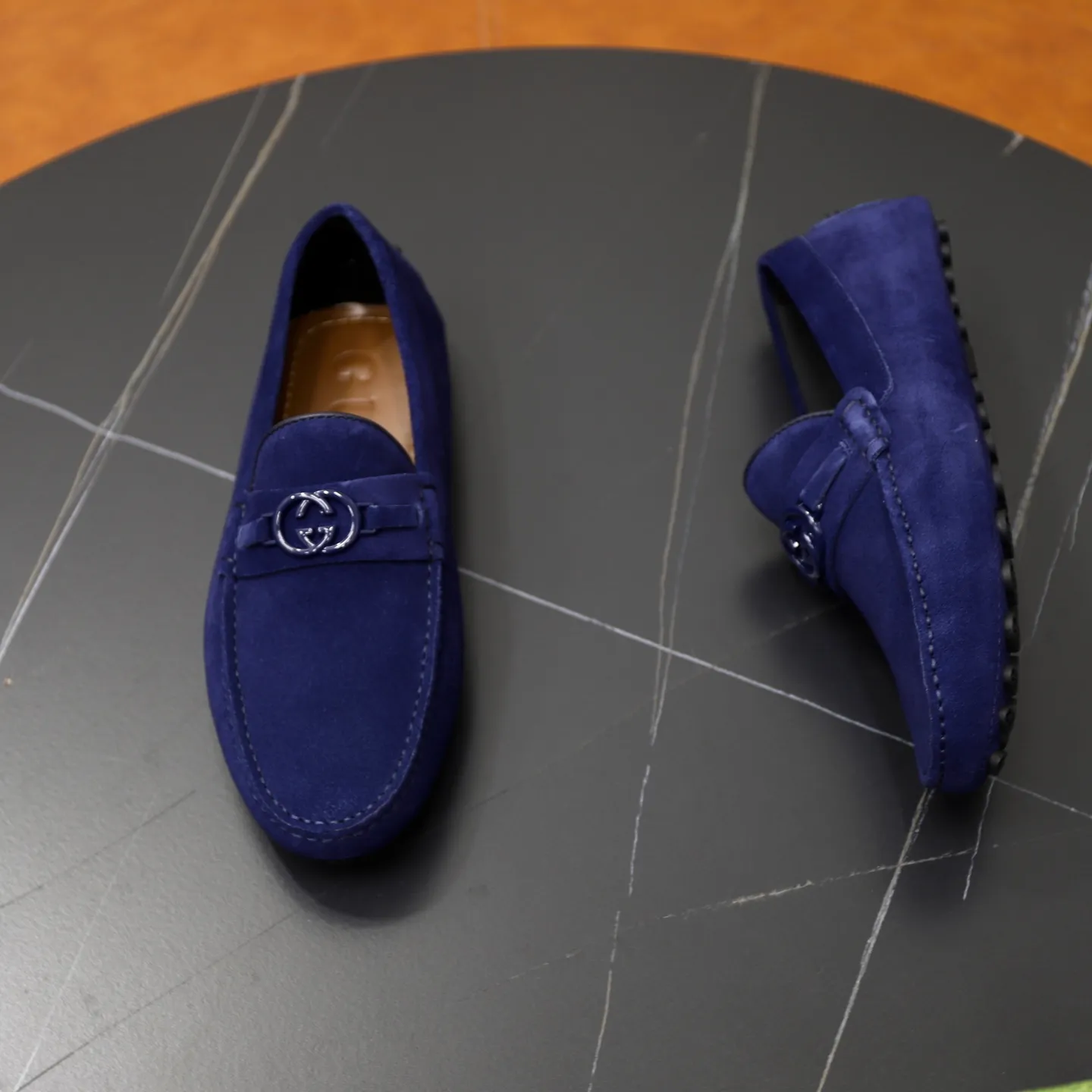 Ex-factory price: 460💰[GUCCI] Gucci ⚠️High-end men’s driving and pedal series ⚠️38-44 (customized for 45) ⚠️All original cowhide leather! Thick and soft! Made entirely of calfskin lining! Rubber sheet anti-slip beanie sole! Three-dimensional package technology! Fashionable and classic! Handicrafts! Original high quality! Feel free to compare!